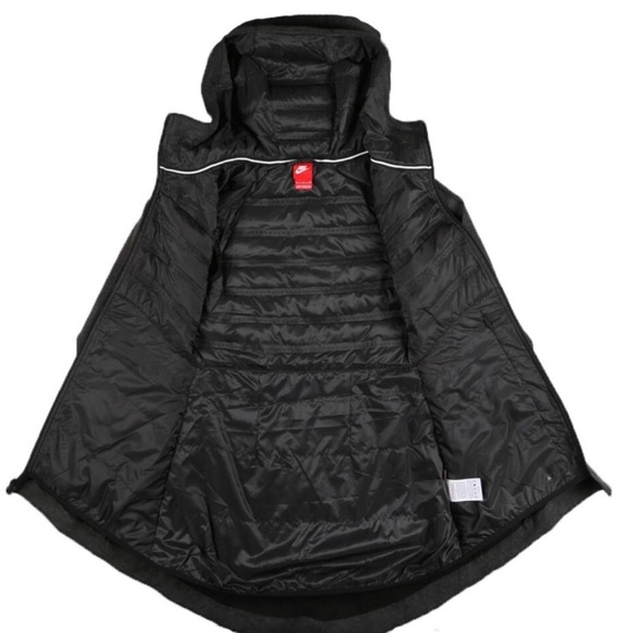 Nike Women’s Aeroloft Fleece Tech Fleece Parka - Picture 2 of 8